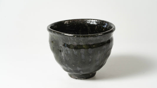 Komon Seji Okuda Kuro Haiyu Asabachi (black ash glaze)