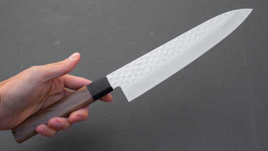Hitohira HG Tsuchime Damascus Gyuto 210 mm walnoot handvat