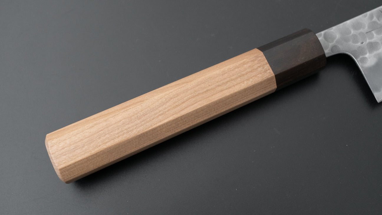 Hitohira Futana Wit #2 Migaki Tsuchime Gyuto 210 mm kersenhouten handvat