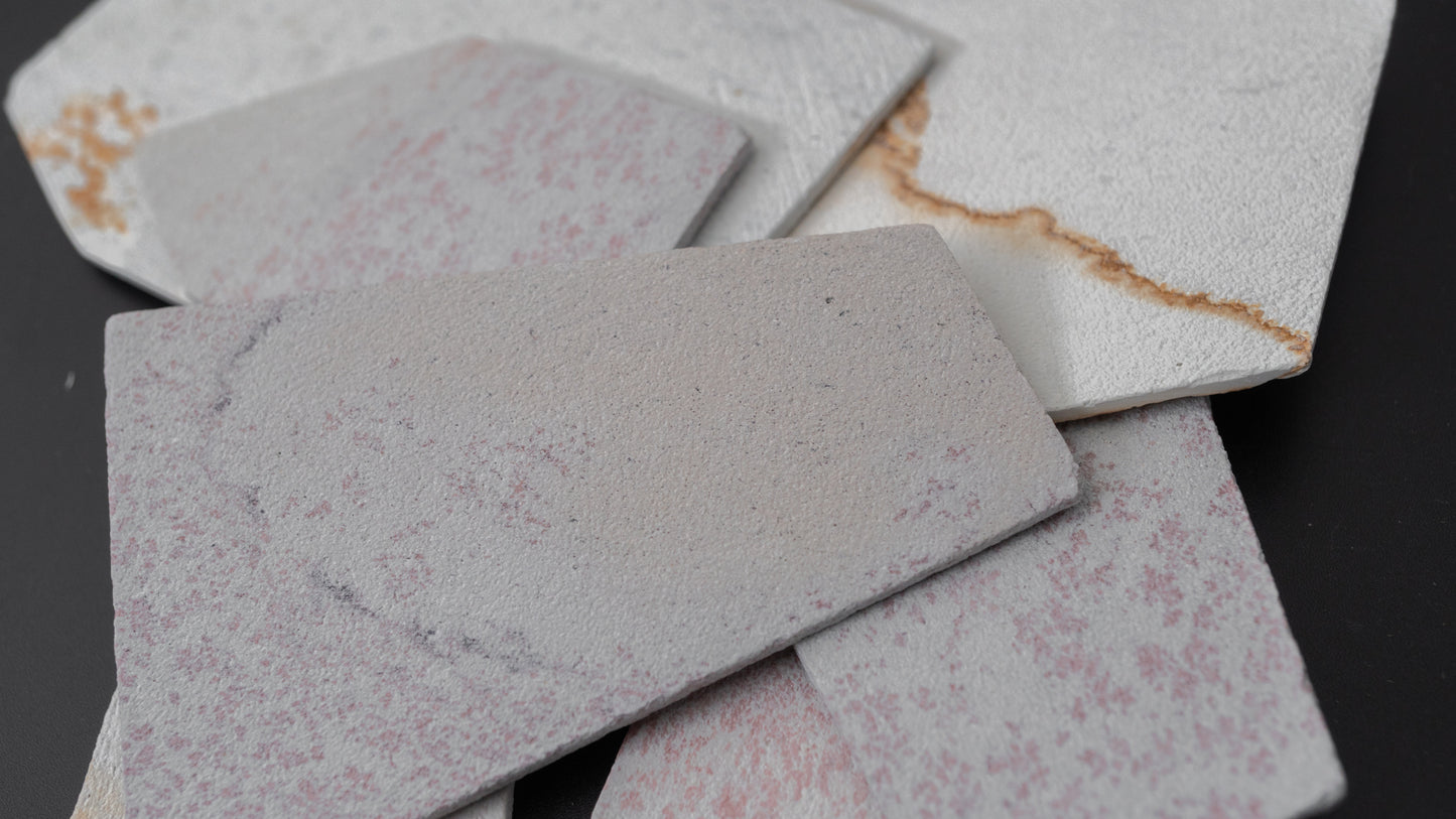 Hitohira Picked Hideriyama Hazuya Finger Stone 100g