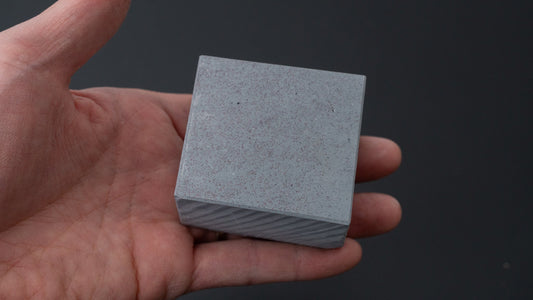 Hitohira Uchigumori Nagura Natural Stone 200-250g