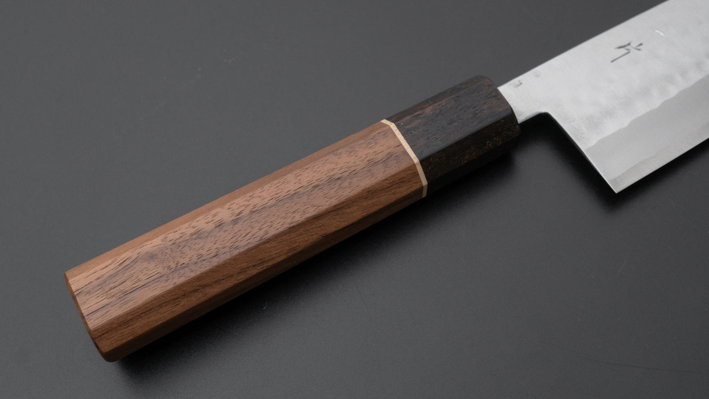 Hitohira NM Tsuchime Gyuto 180 mm walnoot handvat (Ziricote ferrule)