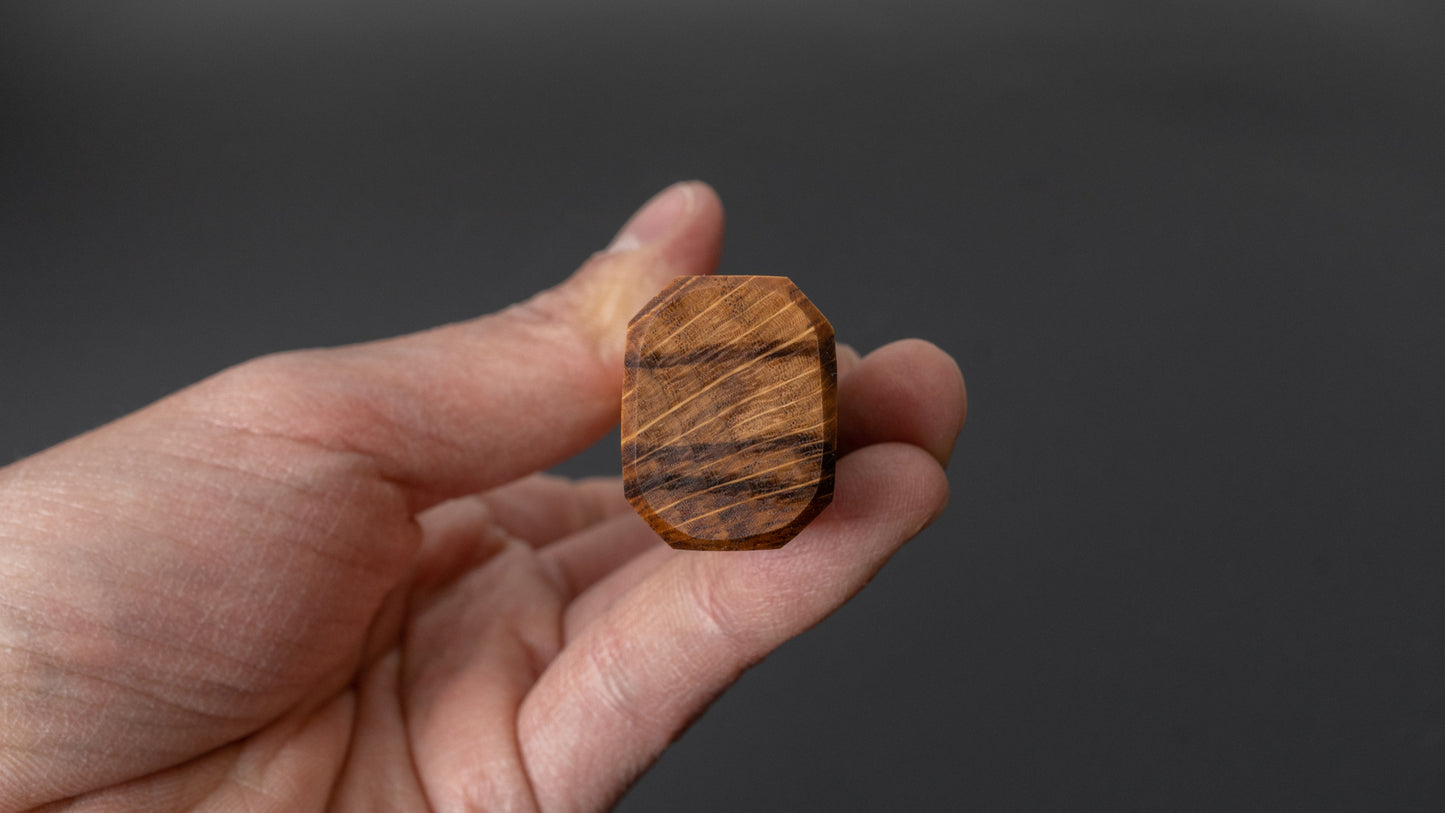 Hitohira KMT Lacquered Mono Oak Handle Natural (Petty)