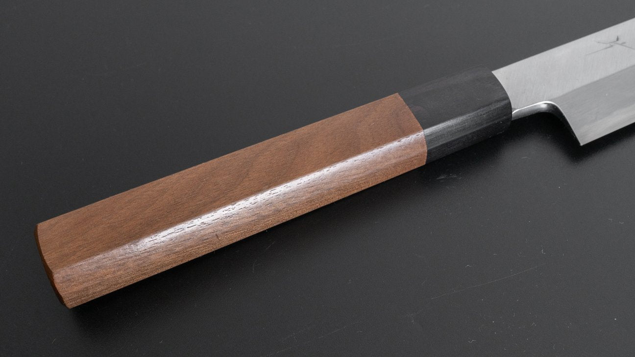 Hitohira Kikuchiyo Manzo Wit #3 Yanagiba 270 mm walnoot handvat (Saya)