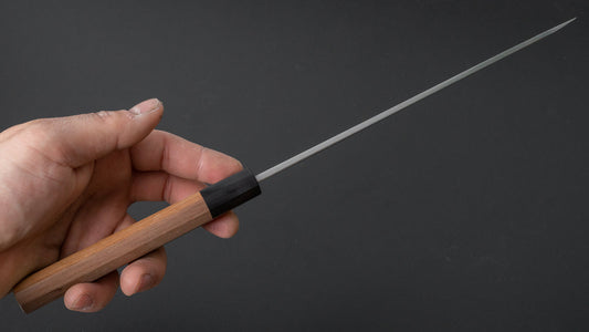 Hitohira Kikuchiyo Manzo Wit #3 Yanagiba 210 mm walnoot handvat (Saya)