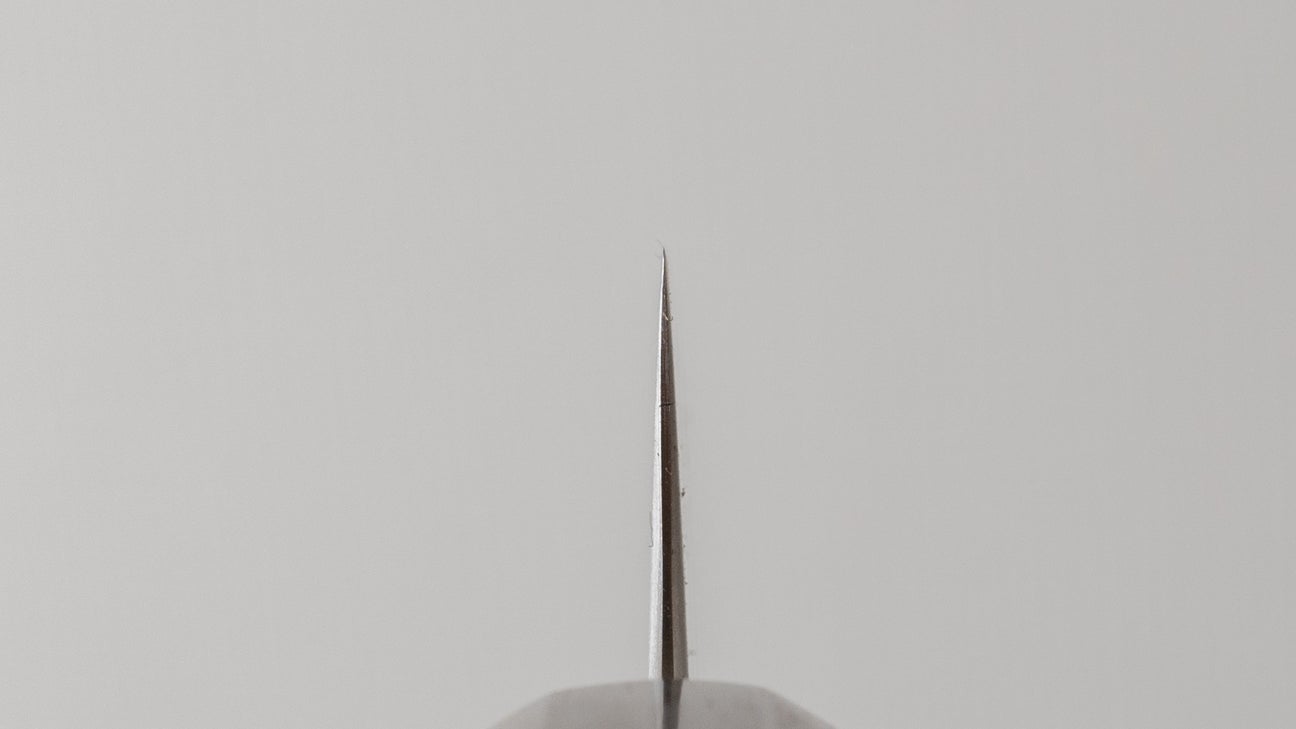 Hitohira Futana SB Migaki Petty 135 mm kersenhouten handvat