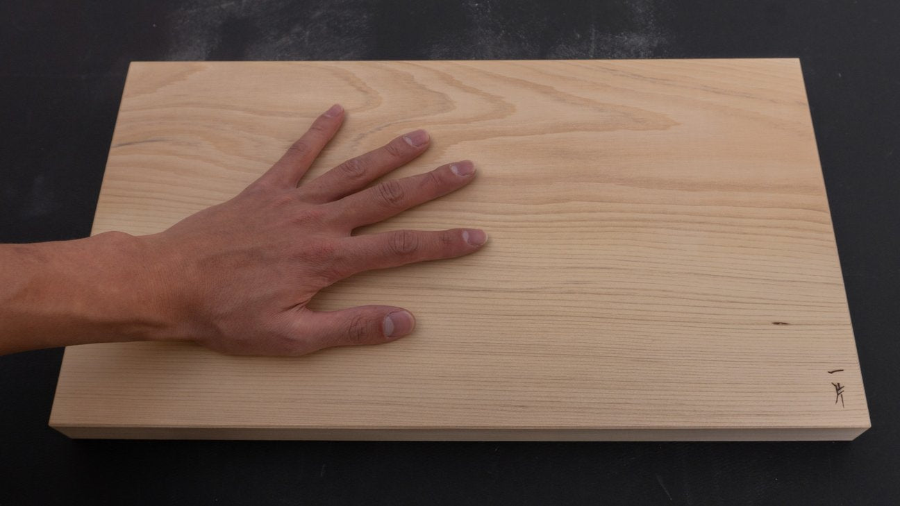 Hitohira WB Aomori Hiba Cutting Board Medium