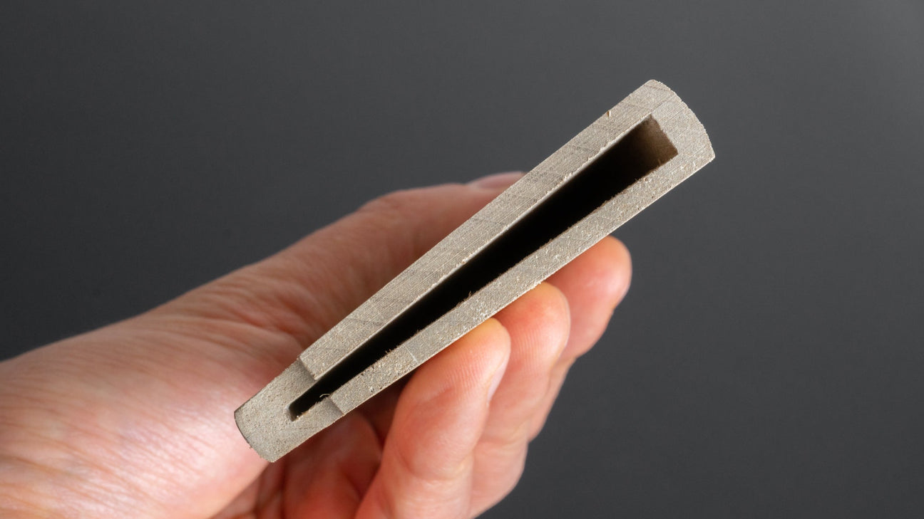 Hitohira Mumei Ho Wood Saya Santoku 180mm