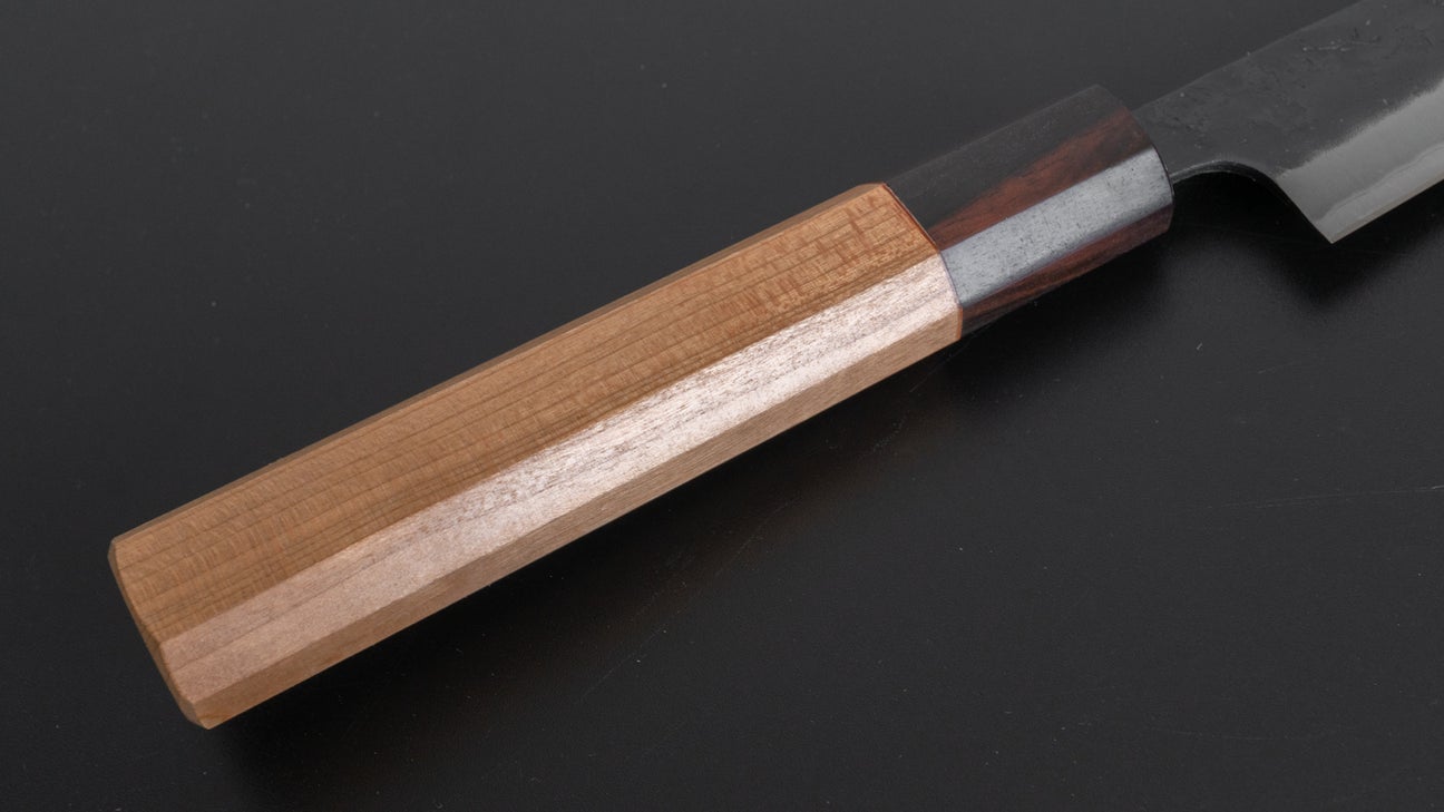 Hitohira Futana SB Kuro Nashiji Petty 135 mm kersenhouten handvat