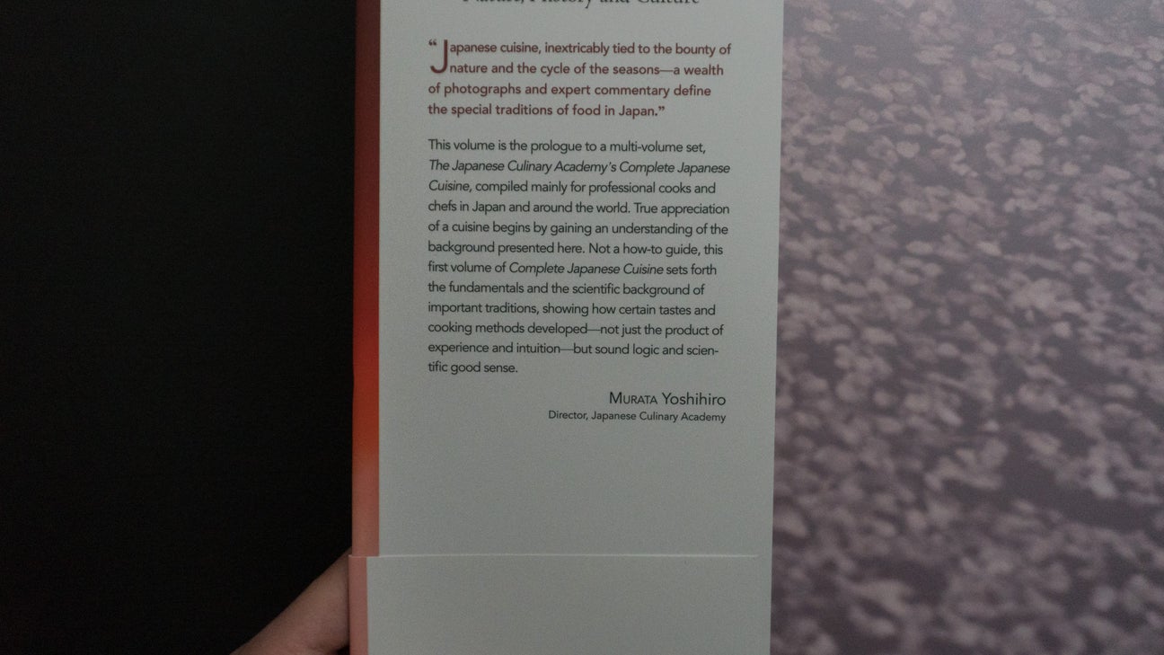 The Japanese Culinary Academy INTRODUCTION TO JAPANESE CUISINE: Nature, History and Culture (English)