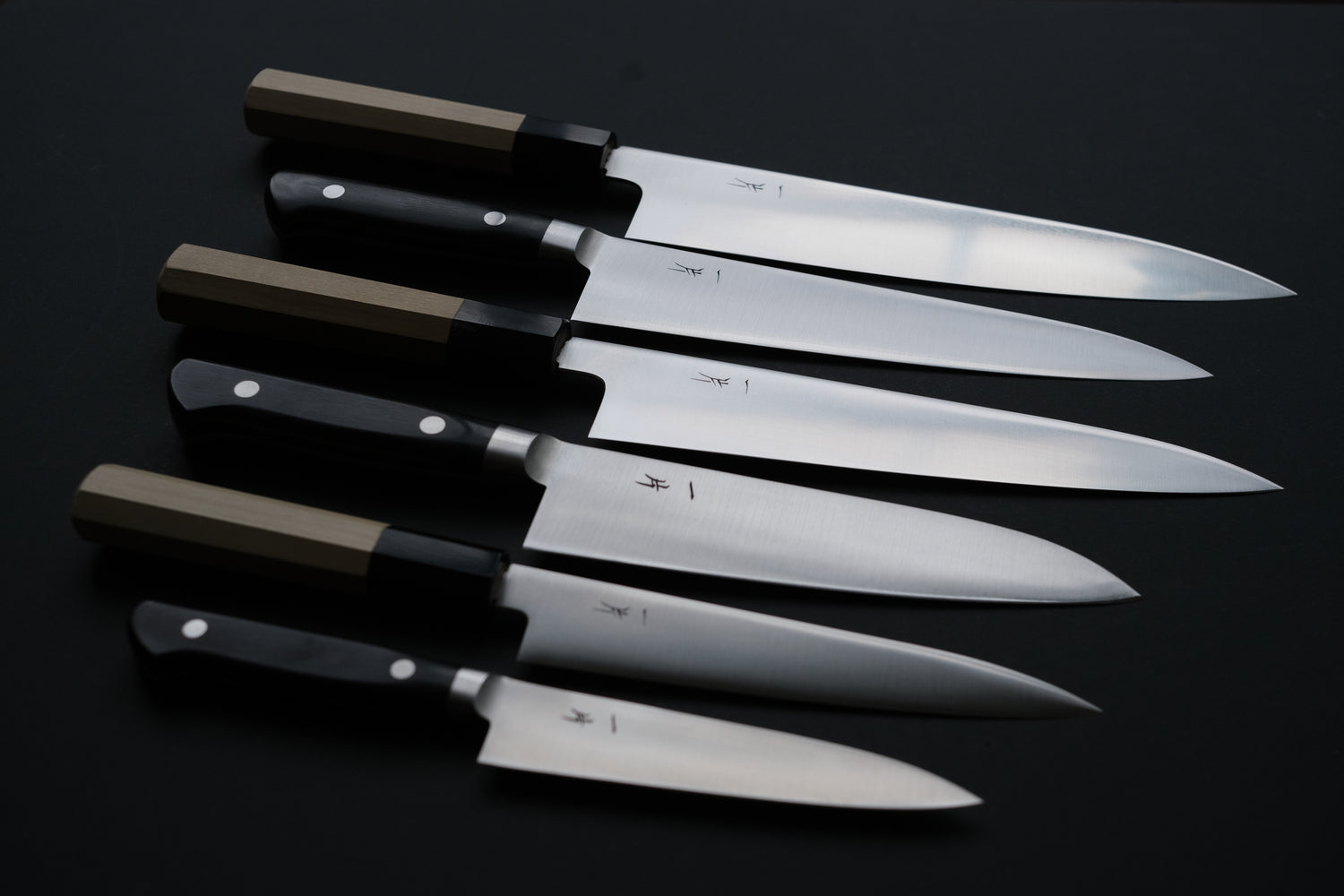 Hitohira japanese knives