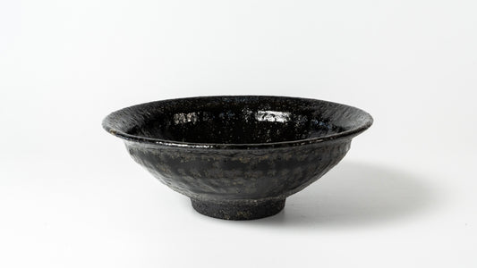 Komon Seji Okuda Kuro Haiyu Asabachi (black ash glaze)