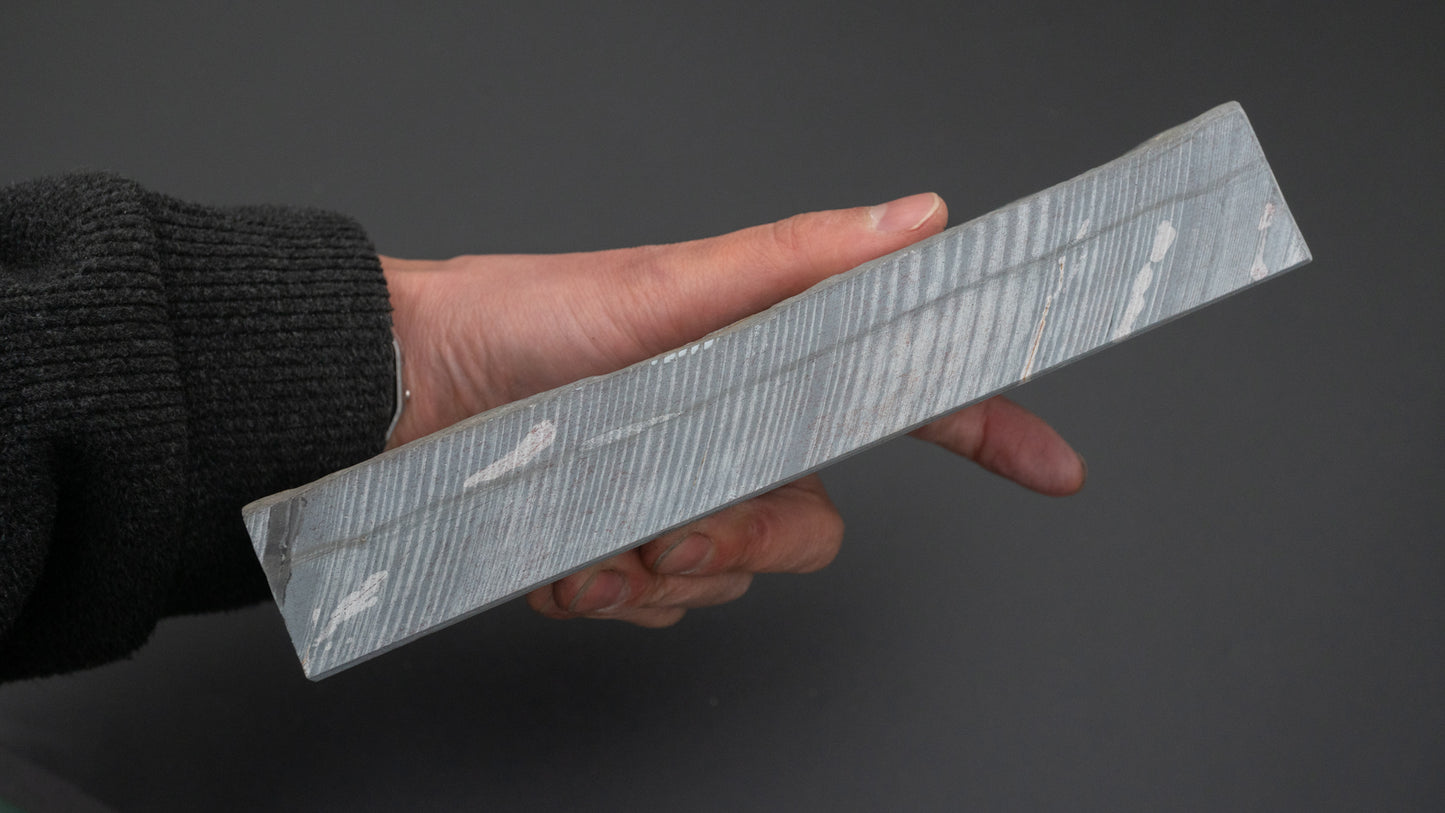 Hitohira geplukt Mizukihara Uchigumori natuursteen (nr. 0041)