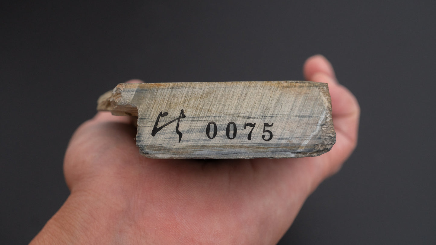 Hitohira geplukte Karasu natuursteen Koppa (nr. 0075)