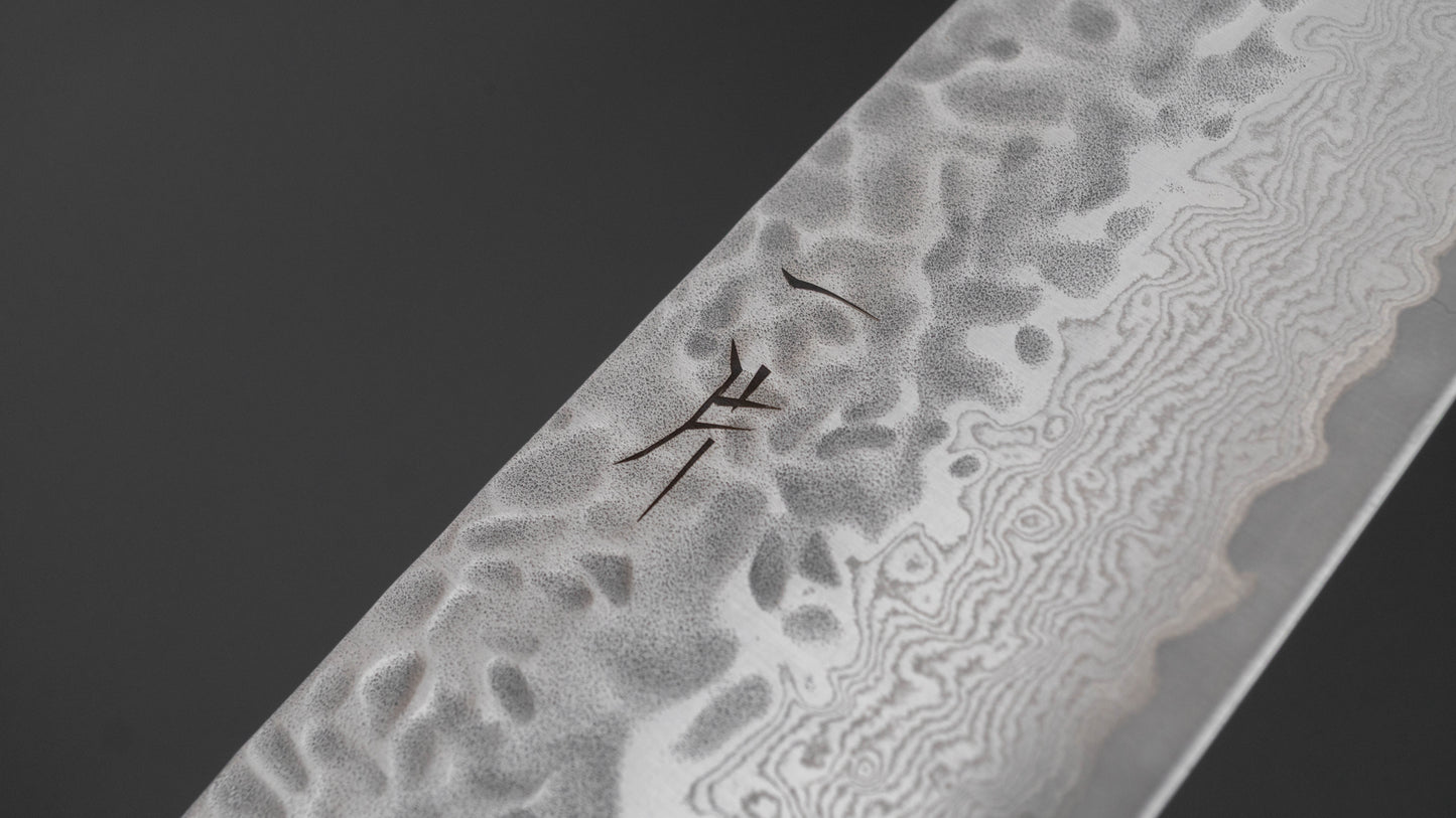 Hitohira Futana roestvrij Tsuchime Damascus Santoku 170 mm Keyaki Zelkova-handvat
