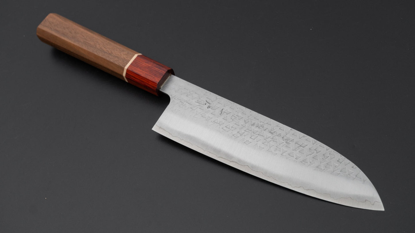 Hitohira Echizen SG2 Tsuchime Santoku 170 mm walnoot handvat