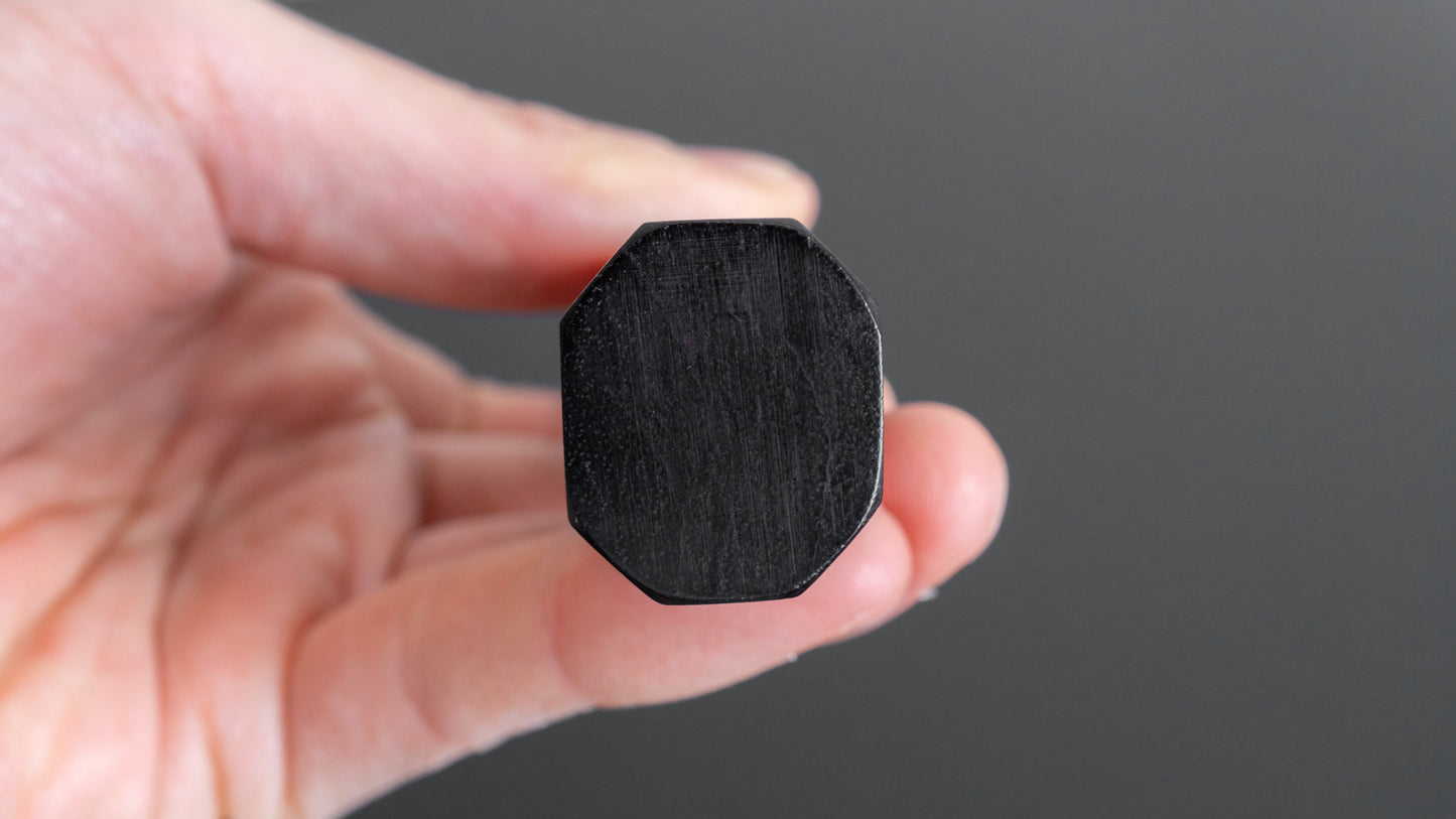 Hitohira Kikuchiyo Manzo Blue #2 Yanagiba 210 mm ebbenhouten handvat (Saya)