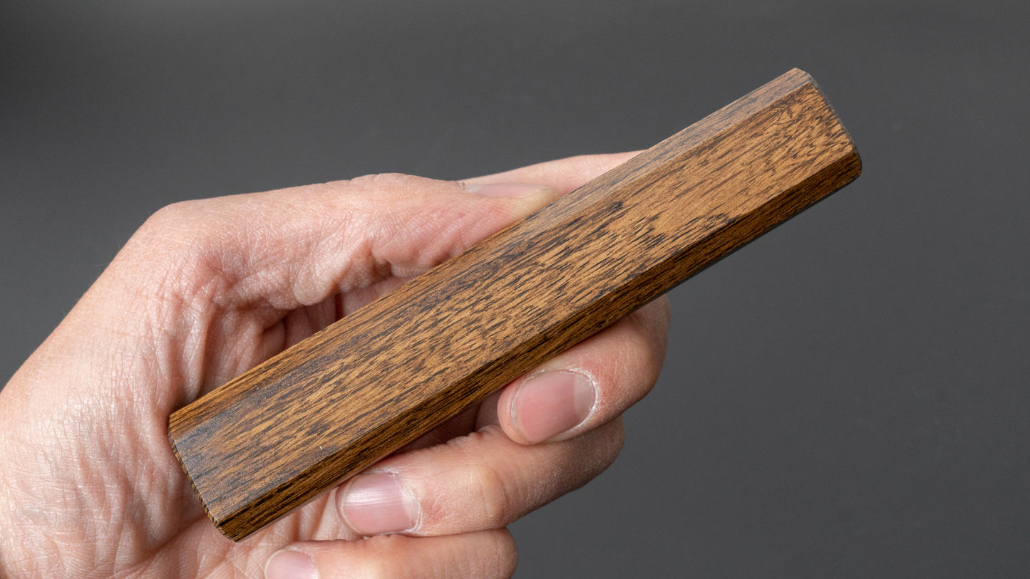 Hitohira KMT Lacquered Mono Oak Handle Dark (Petty)