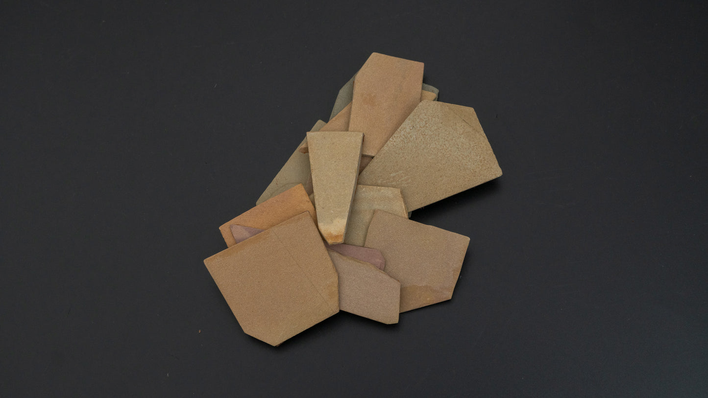 Hitohira Picked Narutaki Jizuya Finger Stone 100g (with Washi Paper)