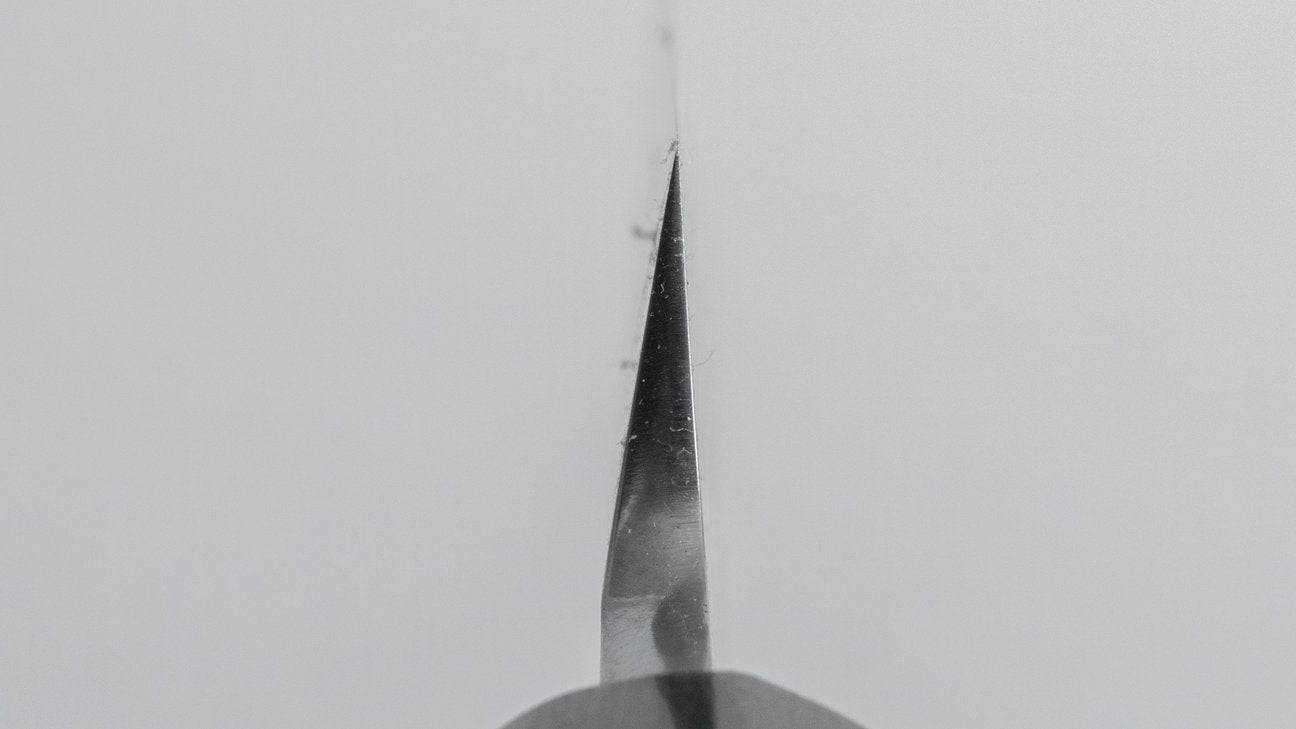 Hitohira Kikuchiyo Manzo White #3 Yanagiba 270mm Walnut Handle (Saya)