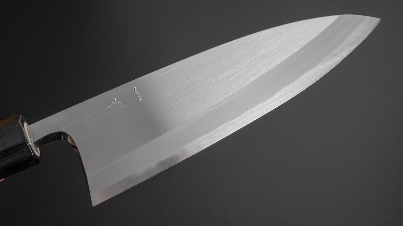 Hitohira Togashi Wit #1 Tachi Deba 165 mm Ho houten handvat (Saya)