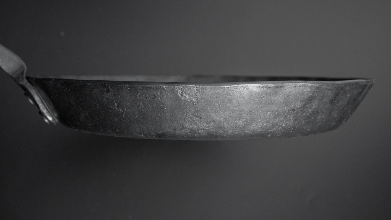 Kanatoko Hand Forged Iron Frying Pan 180mm Bottom Size (Thin)