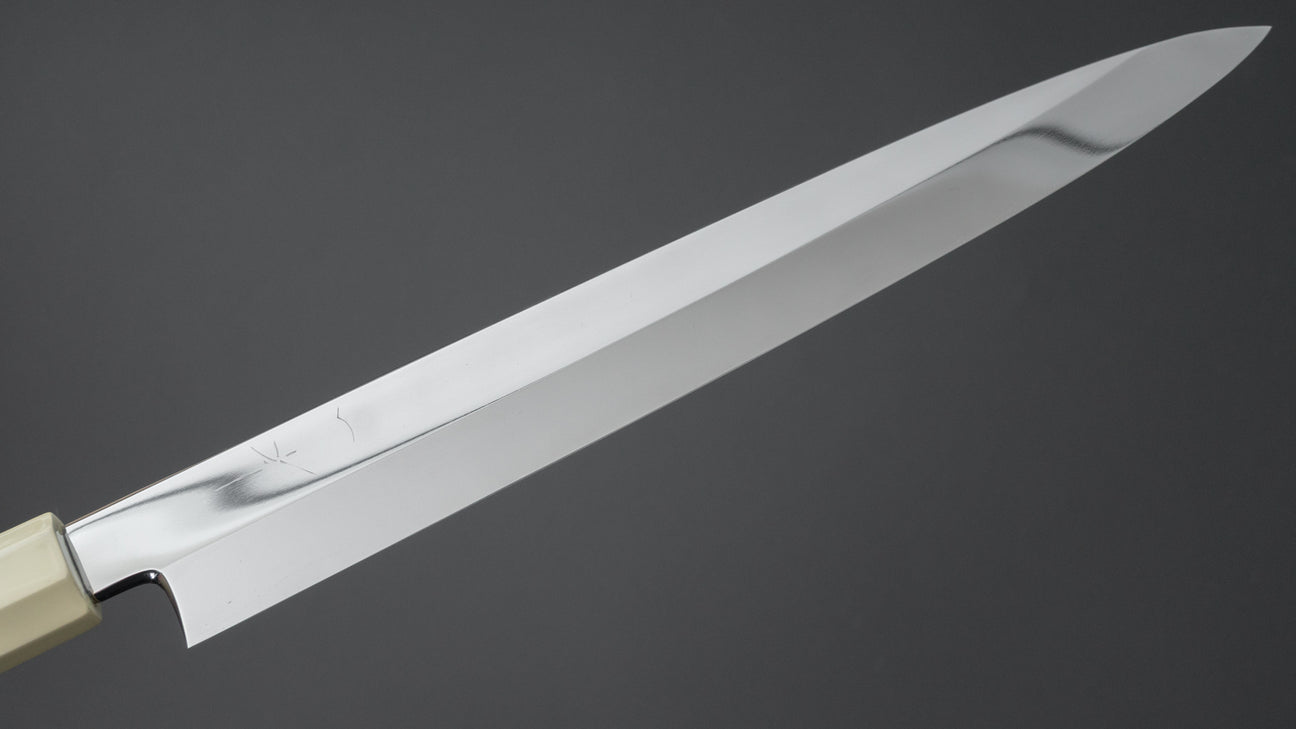 Hitohira Yamatsuka Mosuke Mirror Polished Ginsan Honyaki Yanagiba 270mm Lacquered Handle (Black and White/ Saya)