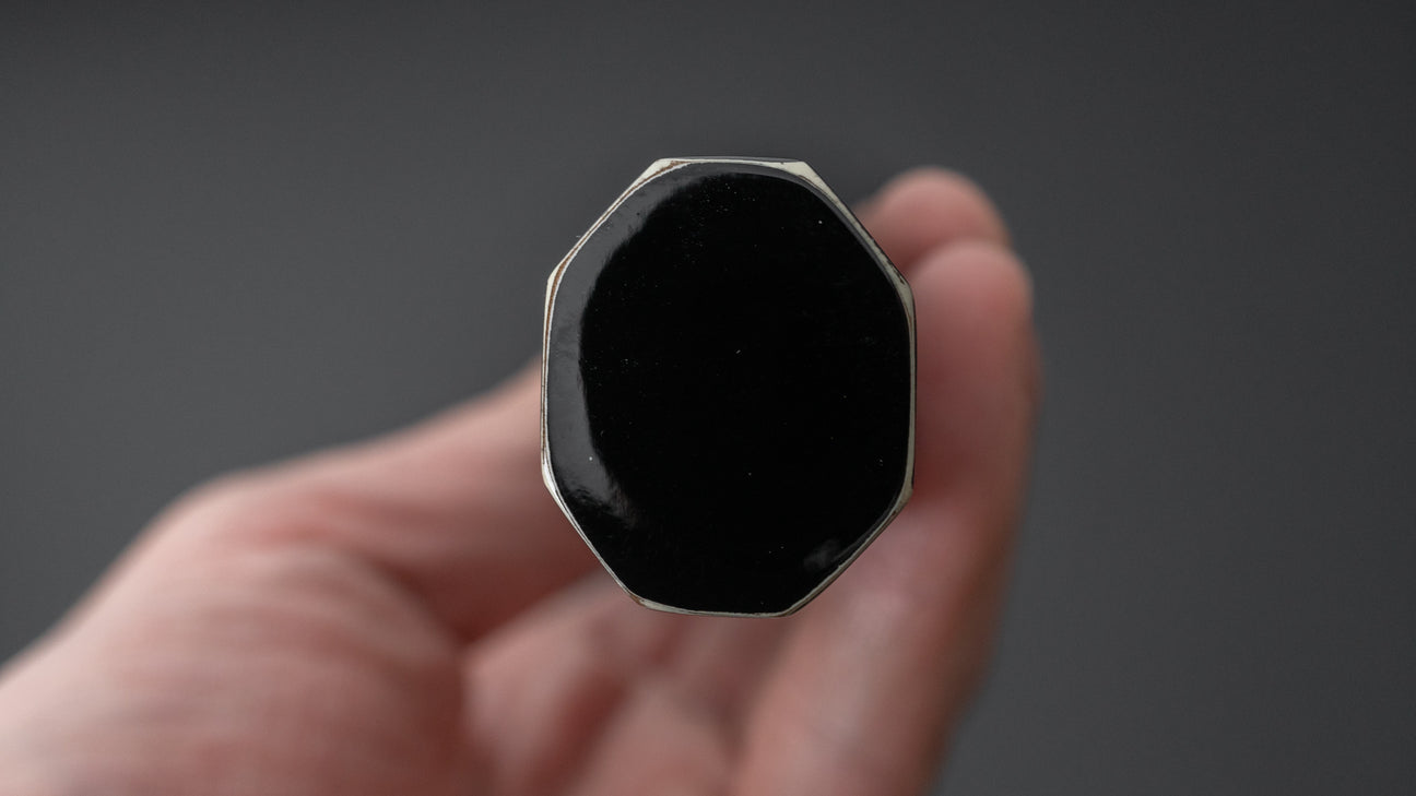 Hitohira Yamatsuka Mosuke Mirror Polished Ginsan Honyaki Yanagiba 270mm Lacquered Handle (Black and White/ Saya)