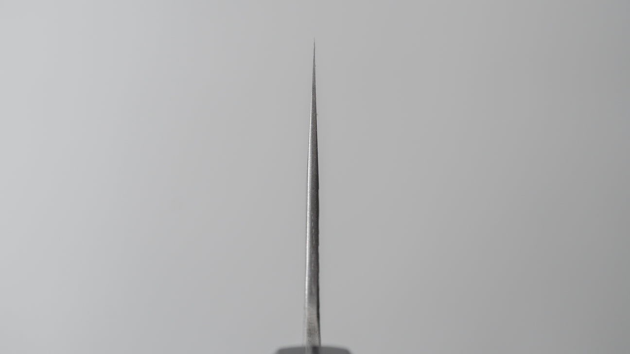 Isamitsu Wit #1 roestvrij beklede Kurouchi Gyuto 240 mm Yakusugi cederhouten handvat