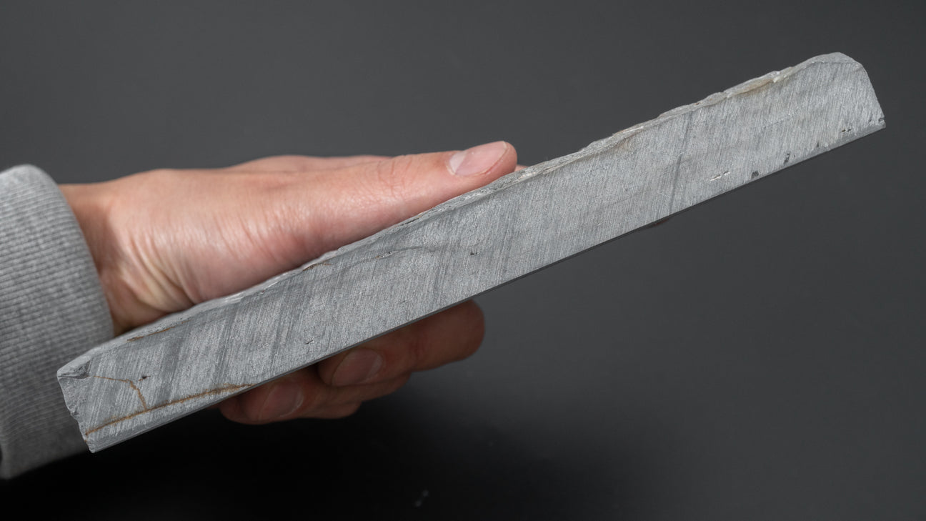 Hitohira Picked Mizukihara Uchigumori Natural Stone (No.0002)