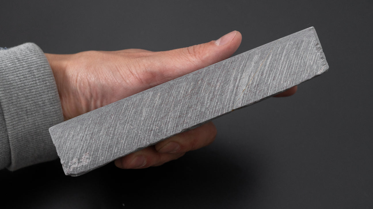 Hitohira Picked Mizukihara Uchigumori Natural Stone (No.0003)