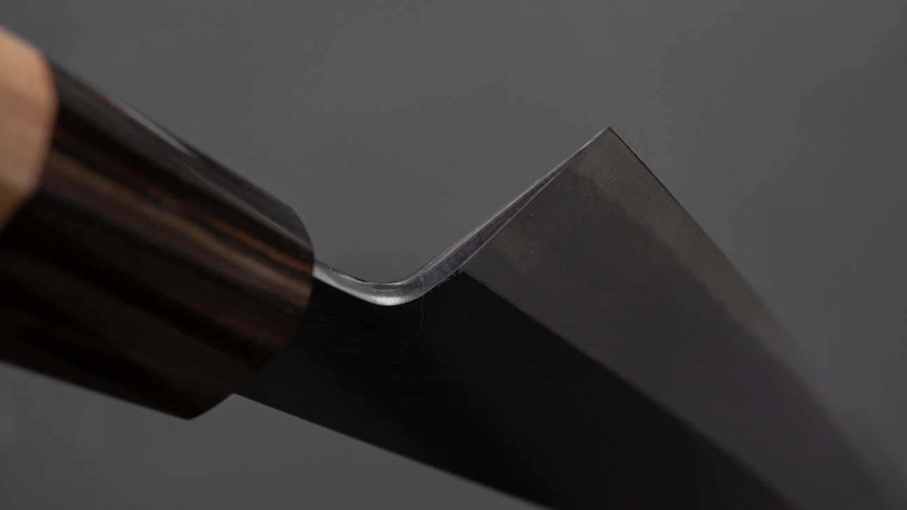 Hitohira Kikuchiyo Kyuzo Wit #2 Kurouchi Gyuto 240 mm kersenhouten handvat