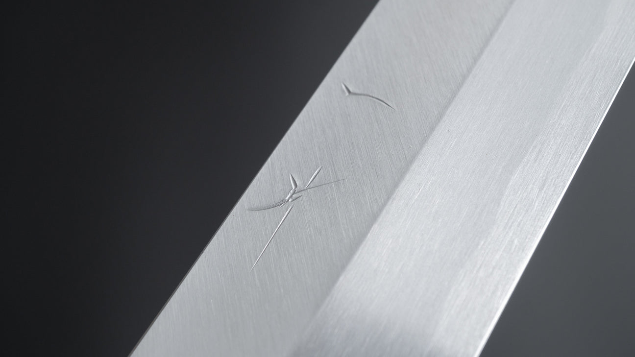 Hitohira Kikuchiyo Manzo White #3 Yanagiba 240mm Walnut Handle (Saya)