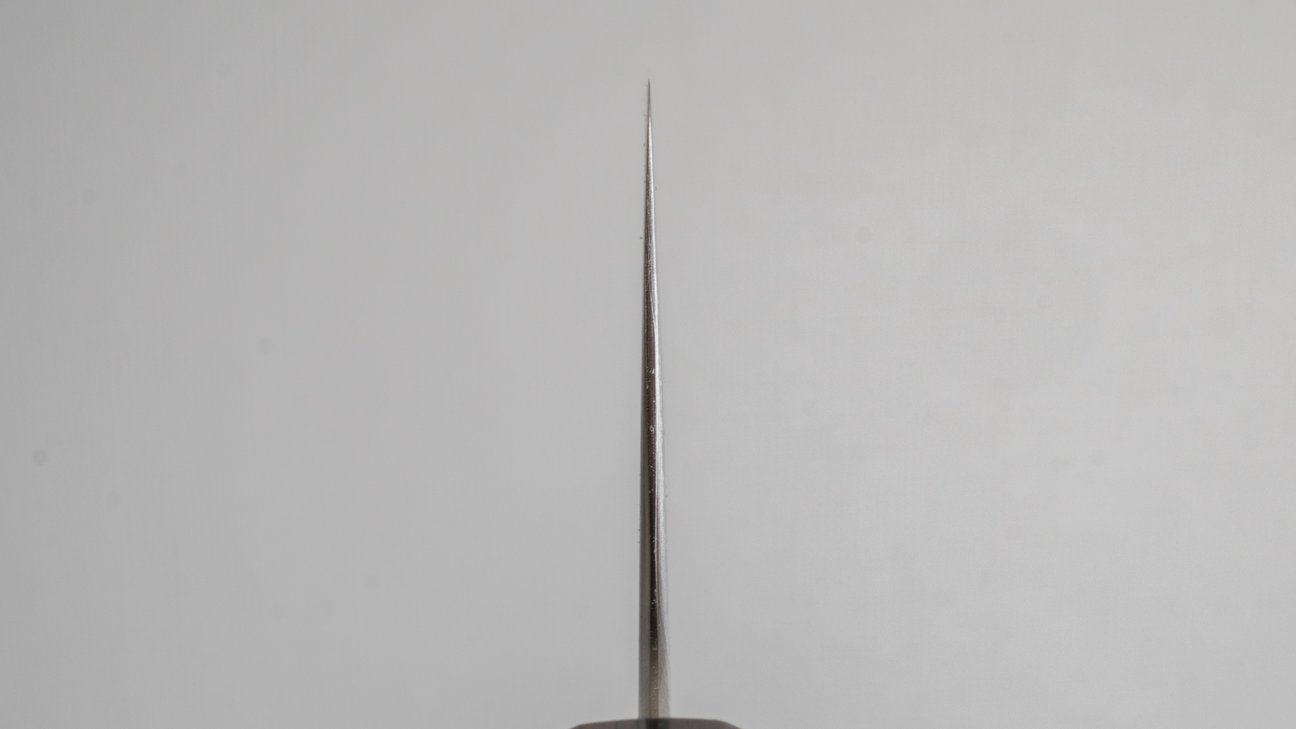 Hitohira Futana SB Migaki Nakiri 165 mm kersenhouten handvat 