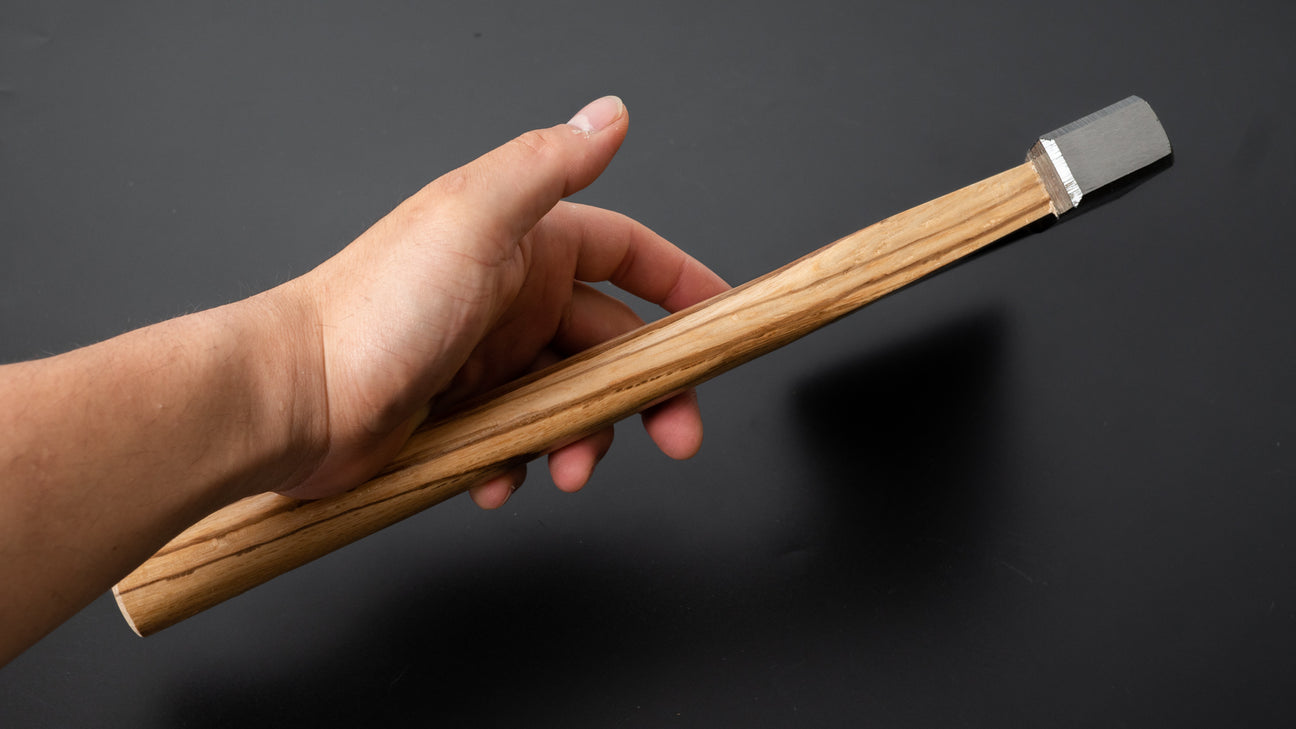 Mizuno Zenko Bakin Axe 450g Oak Handle