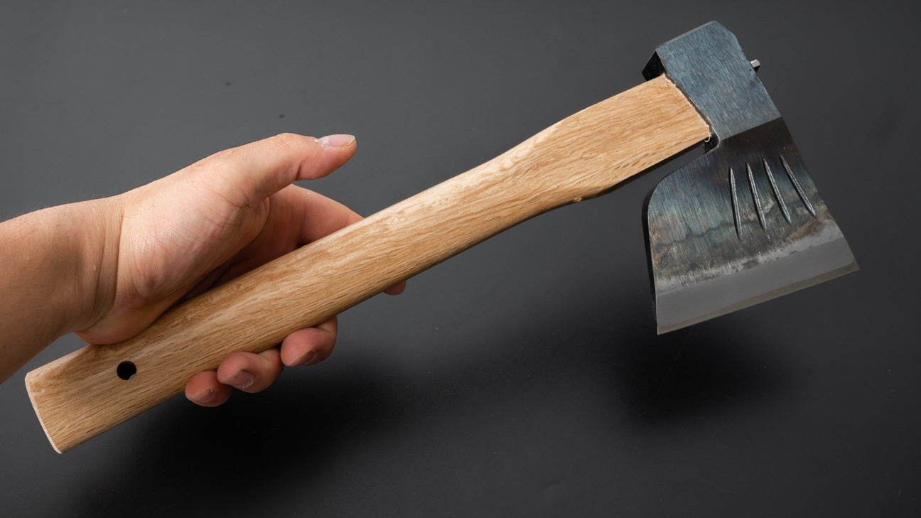 Mizuno Zenko Bakin Axe 570g Oak Handle