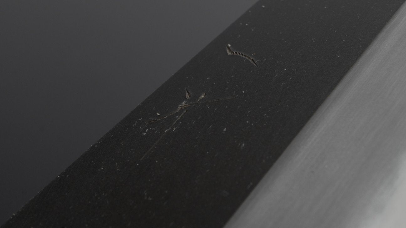 Hitohira Kikuchiyo Kyuzo Wit #2 Kurouchi Gyuto 210 mm kersenhouten handvat 