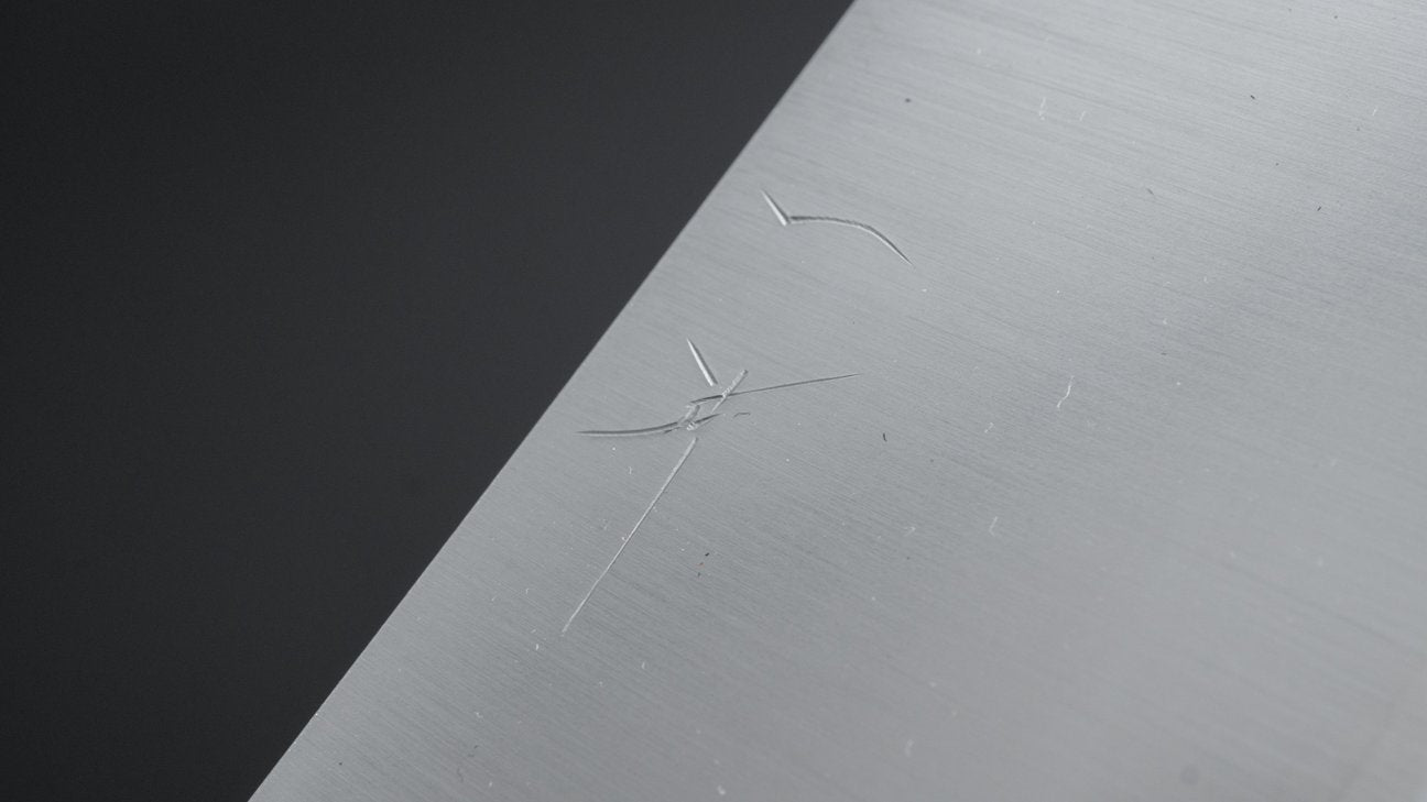 Hitohira Futana S3 Migaki Kiritsuke Gyuto 240 mm kersenhouten handvat