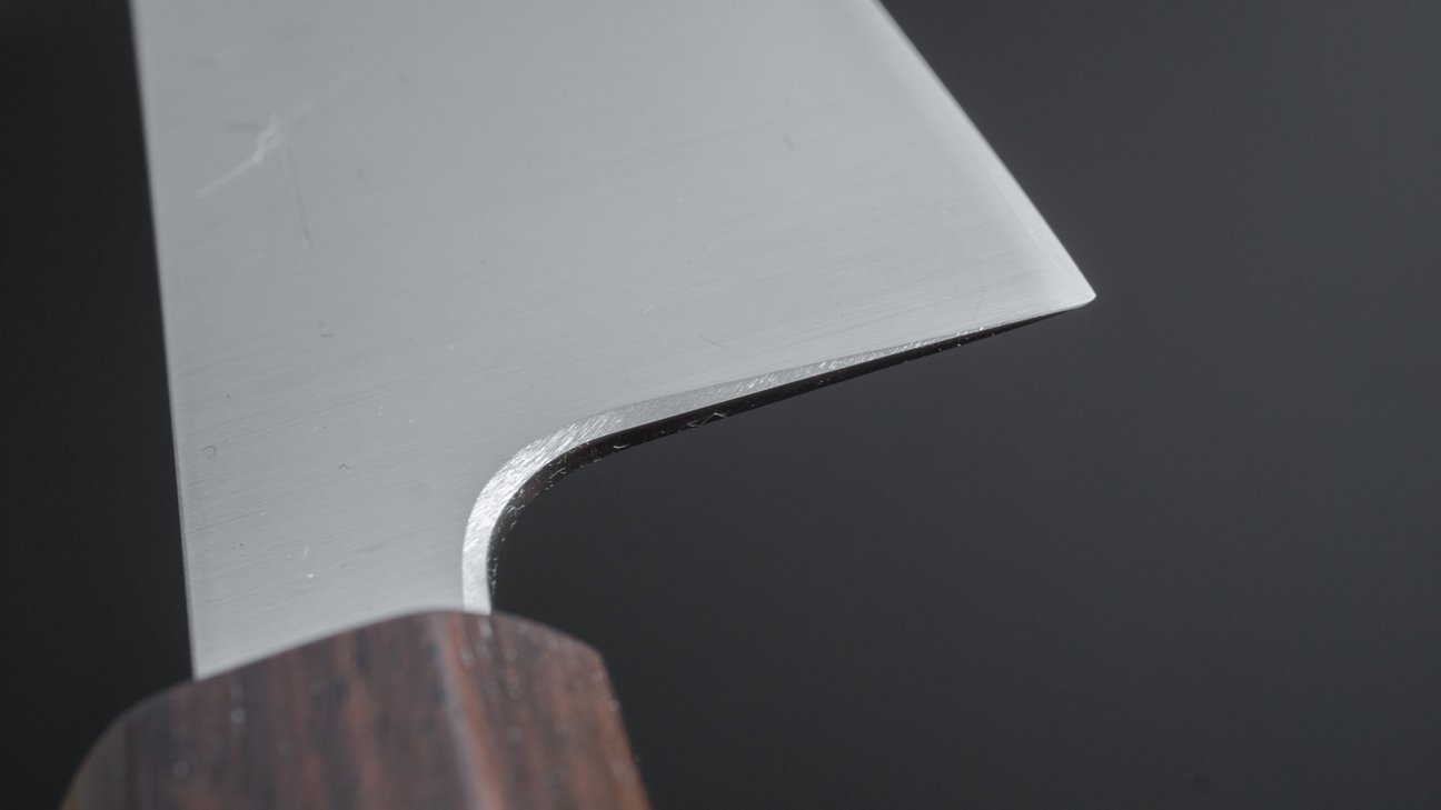 Hitohira Futana S3 Migaki Kiritsuke Gyuto 240 mm kersenhouten handvat