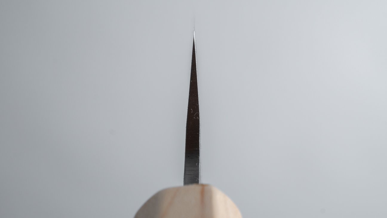 Hitohira TD Blue #2 roestvrij beklede Kurouchi Petty 150 mm walnoot handvat