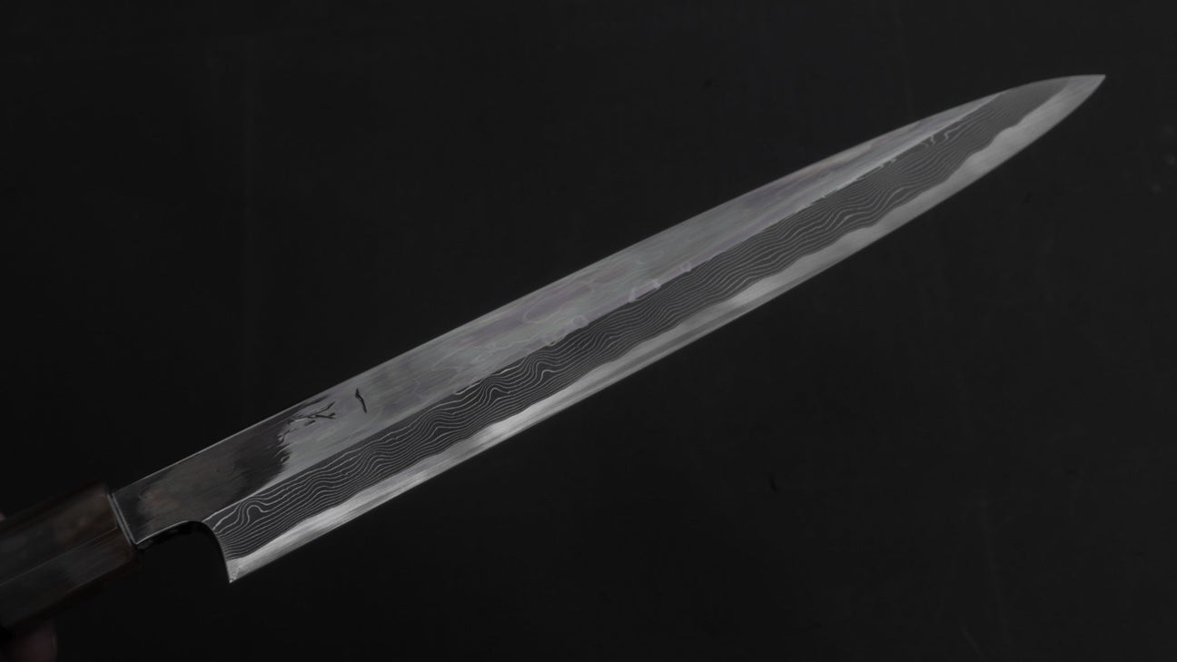 Hitohira Kikuchiyo Mosuke Enmon Wit #1 Yanagiba 270 mm Taihei ebbenhouten handvat (spiegel gepolijst / Saya)