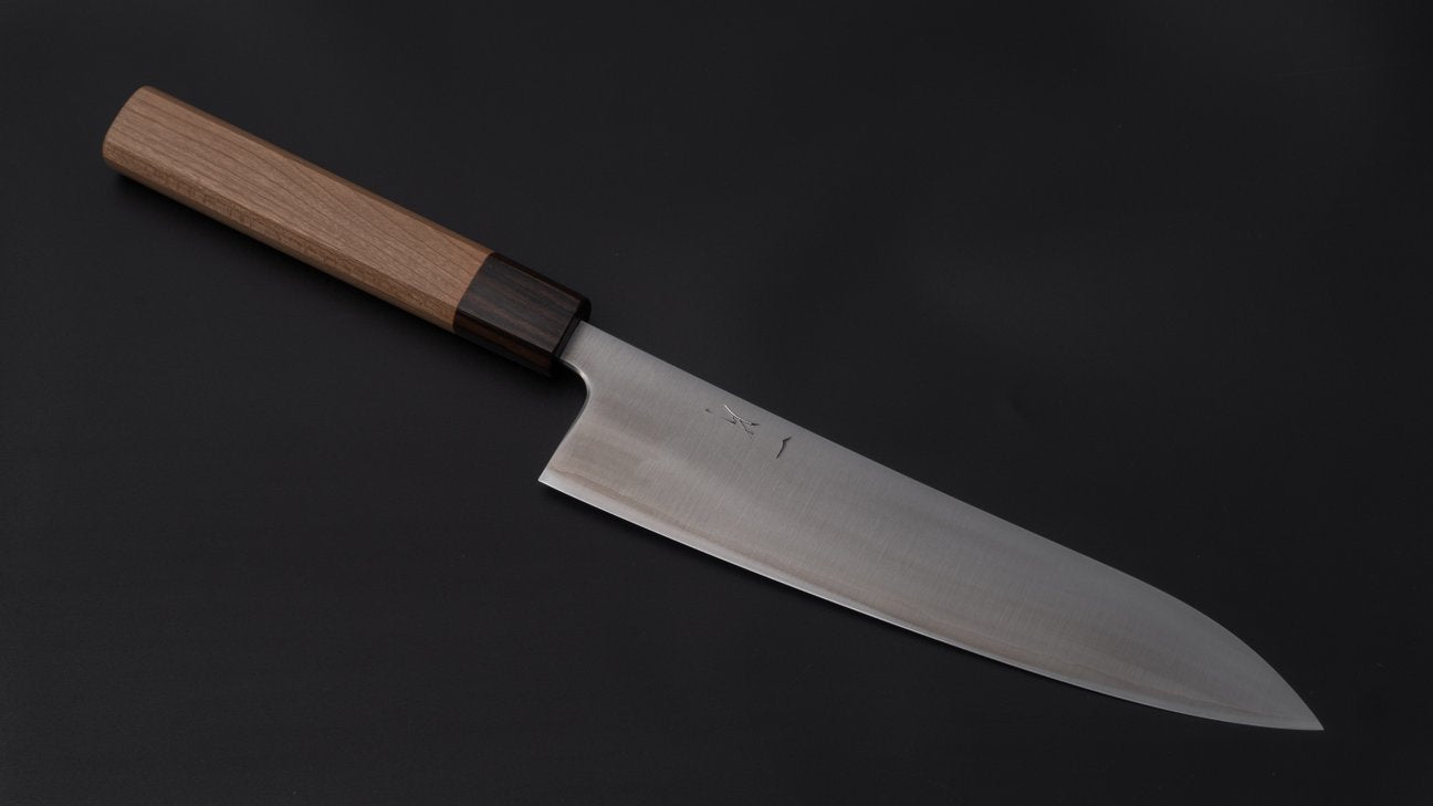 Hitohira Futana S3 Migaki Gyuto 210 mm kersenhouten handvat
